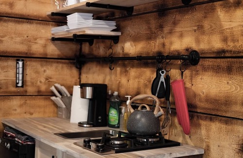 Lac-des-Plages Cabin | Your Cozy Cabin Retreat