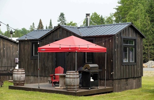 Lac-des-Plages Cabin | Your Cozy Cabin Retreat