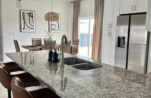 Jacarandas House | Your Cozy Corner in Cape Coral