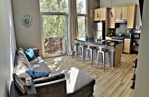 Raynolds Addition House | Your Cozy Loft Getaway