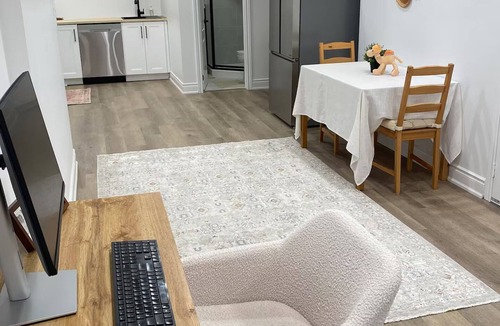 Milton Apartment | Your Cozy Milton Retreat !
