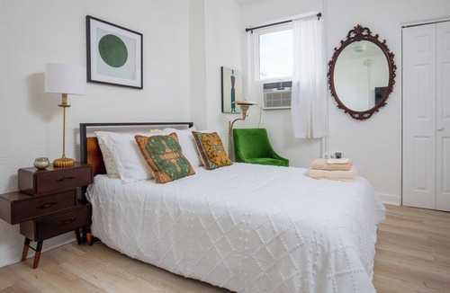 Westlake Hotel | Your cozy Studio in DTLA