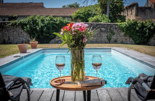 Saint-Christoly-Medoc House | Your dream home - An authentic experience