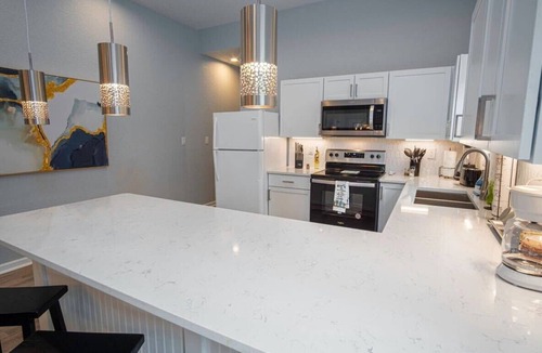 Nevada Street House | Your Dream Stay 4BR/2BA Near Downtown & Riverwalk
