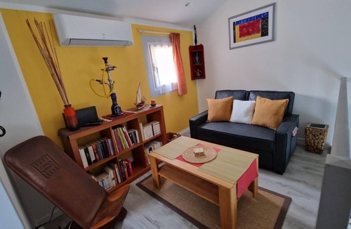 Valflaunes Apartment | Your quiet stay.