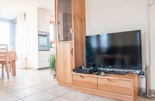 Horgen District Apartment | Your fully equipped base with weekly cleaning & free parking for Zürich and Zug
