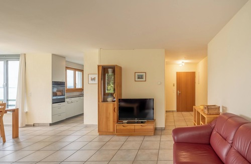 Horgen District Apartment | Your fully equipped base with weekly cleaning & free parking for Zürich and Zug