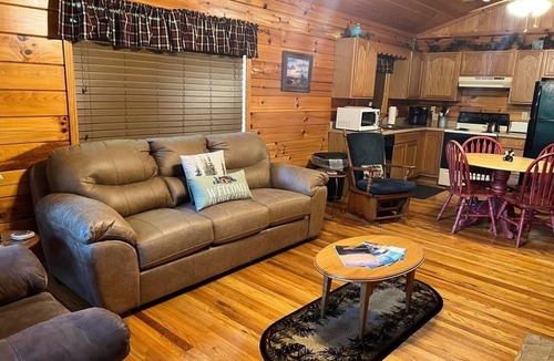 Sevierville Cabin | Your Happily Ever After Starts Here! Private resort cabin near Dollywood!