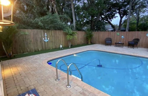Jungle Terrace House | Your Home Away From Home W/Heated Pool
