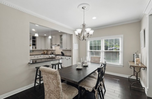 Historic Downtown Grapevine House | Your home away from home