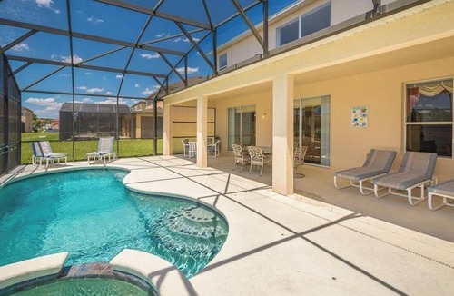 Indian Point House | Your home away from home.