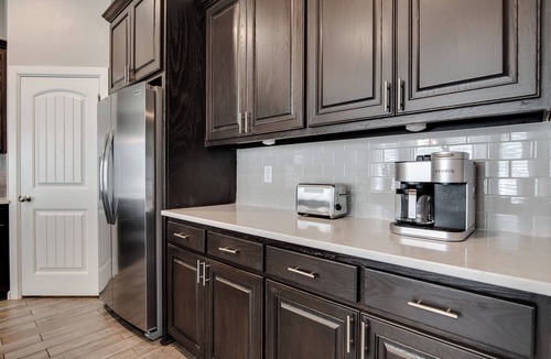Joshua House | Your Home Away from Home – Beautiful Retreat!