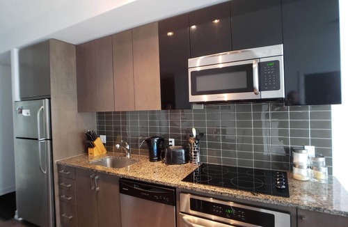 Yonge-Eglinton Condo | YOUR HOME AWAY FROM HOME