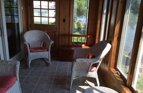 Chaumont Cottage | Your Home Away From Home On Pt Salubrious