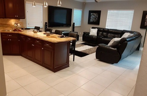 Miami Lakes House | Your home away from home