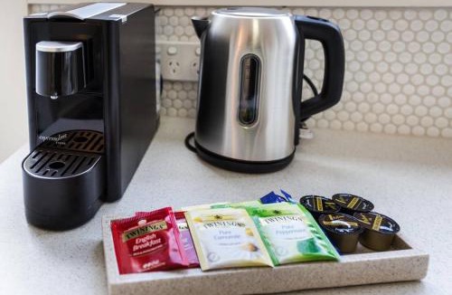 St. Kilda East Apartment | Your Home Away from Home