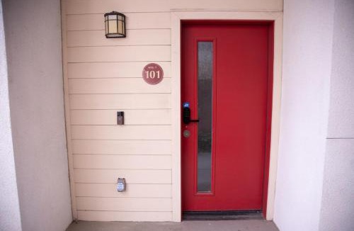 Corona Apartment | Your Home Away from Home