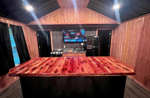 Ozark Cabin | Your home away from home at an adventure friendly park!