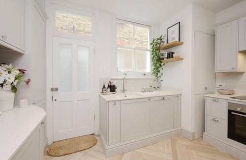 Coombe Vale House | Your Home in Kingston