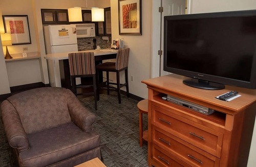 Vance Jackson Apartment | Your Home in San Antonio's Center! 2 Comfortable Suites w/Free Breakfast! Pool!