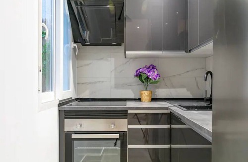 Huertas Apartment | Your home in the center of Madrid