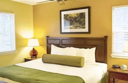 Pinetop Resort | Your loved ones will LOVE you for this!