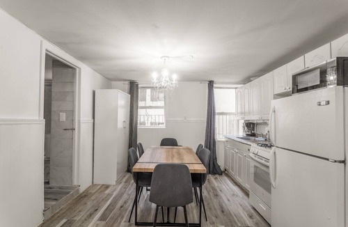 Midtown East Apartment | Your Manhattan Escape! Beautiful 3BD 1BTH Apt