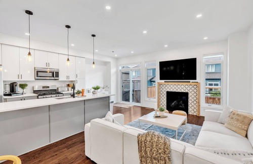 Chapel Hill South Bed & Breakfast | Your Modern Chic Stylish Retreat