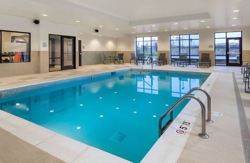 Newport House | Your Next Cozy Staycation Awaits! Best for Groups