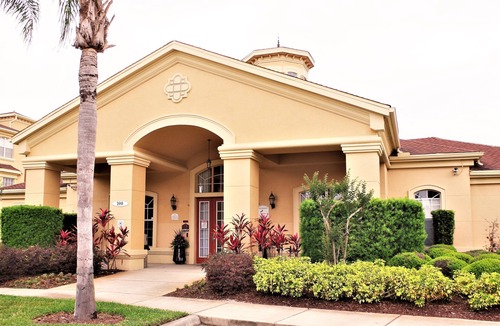Loughman Condo | Your next magical getaway! Spacious 3 bedroom, 2 bath condo in gated community.