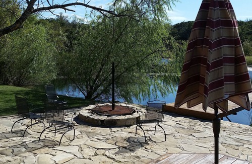 Fittstown Cabin | Your own private lakefront log cabin on a 1155 acre ranch.