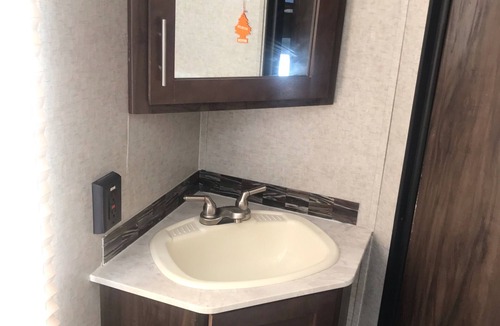 Tracy House | Your own Private Rv