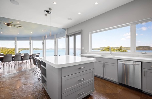Hughes Park Lake House | Your own private waterfront resort!