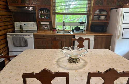 Rawdon Ski Chalet | Your Party House! Soundproof music room.Near parks & beach. Your perfect getaway