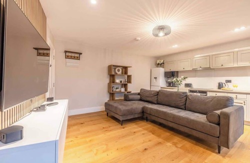 Windsor Apartment | Your Perfect 1-Bed Escape in Windsor