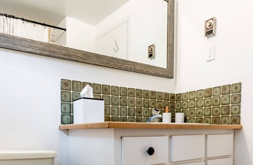 Dysart et al Cottage | Your Perfect Fall or Winter Getaway!