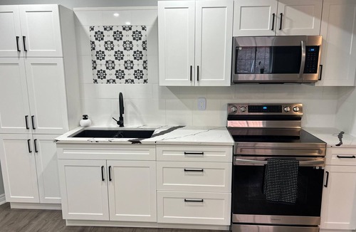 LaSalle House | Your perfect home /free coffee /free parking