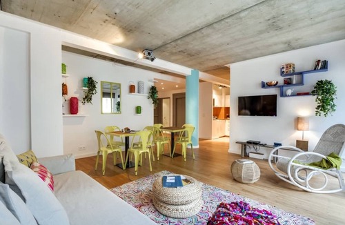 Quartier Saint-Georges Apartment | YOUR PERFECT PARIS ESCAPE IN THE 9TH ARRONDISSEMENT