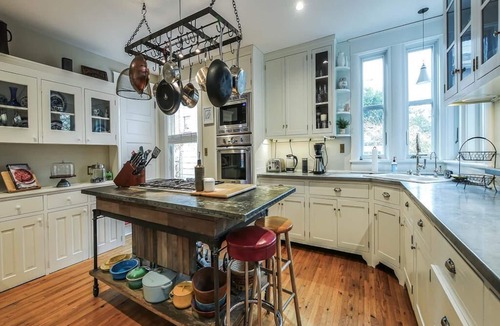 Gardens House | Your Perfect Shore Getaway Awaits