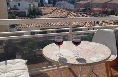 El Roc de Sant Gaieta Apartment | 🏖️ Your perfect summer in Roda de Berà! Pool + Beach + Parking 🚗