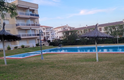 El Roc de Sant Gaieta Apartment | 🏖️ Your perfect summer in Roda de Berà! Pool + Beach + Parking 🚗