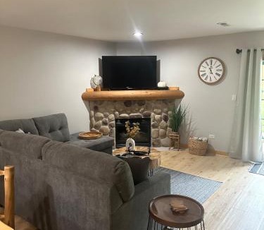Oglesby House | Your Perfect Getaway Near Starved Rock