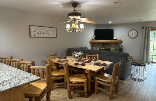 Oglesby House | Your Perfect Getaway Near Starved Rock