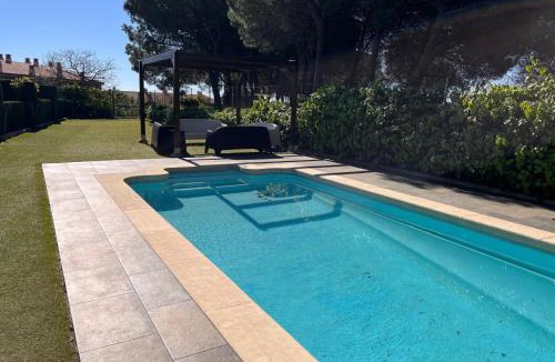 Sant Pol De Mar House | Your Pet-friendly Home In Sant Pol