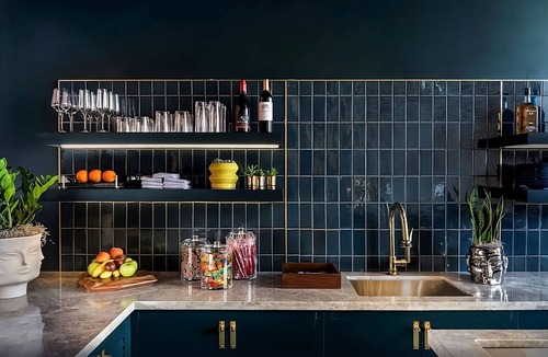 Center City Hotel | Your Philly Adventure Starts Here! Onsite Parking, Pets Allowed!