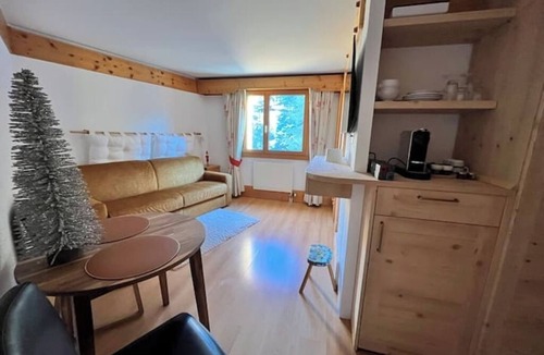 Arveyes House | Your Place in the Clouds