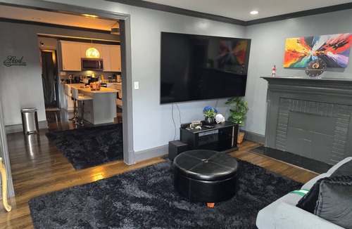 McGuire House | Your Private 2-Bedroom Sanctuary