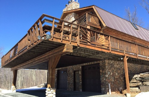 Long Eddy House | Your private log home overlooking the Delaware River