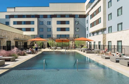 Bee Cave Apartment | Your Relaxing Getaway Awaits! Outdoor Pool Available, Free Parking!