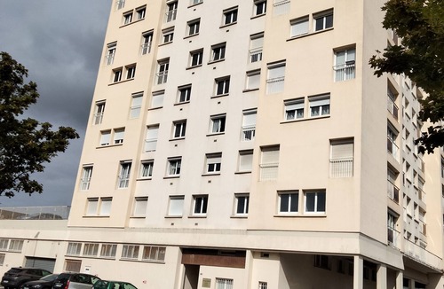 Gueriniere Apartment | Your retreat in Caen; studio with parking space